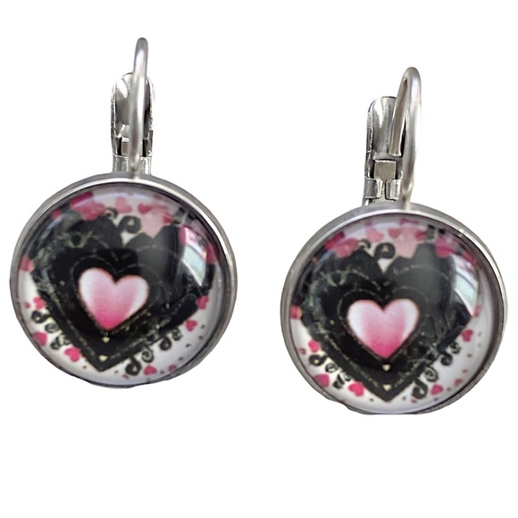 Printed heart earrings with stainless steel lever back hook. - Picture 3 of 5